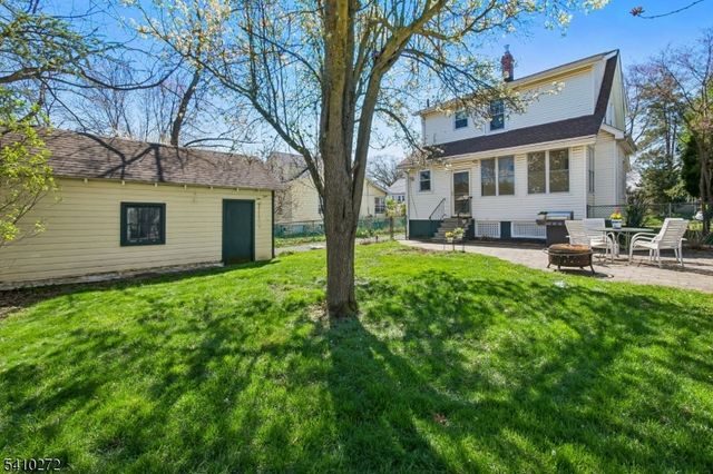 22 Princeton St, Maplewood Twp., NJ 07040
