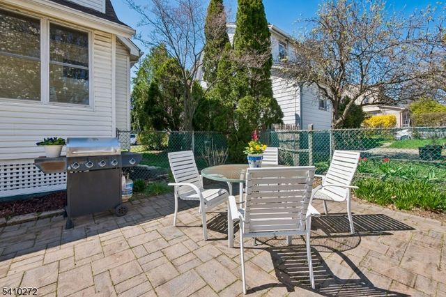 22 Princeton St, Maplewood Twp., NJ 07040