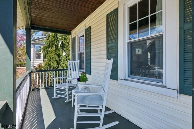 22 Princeton St, Maplewood Twp., NJ 07040