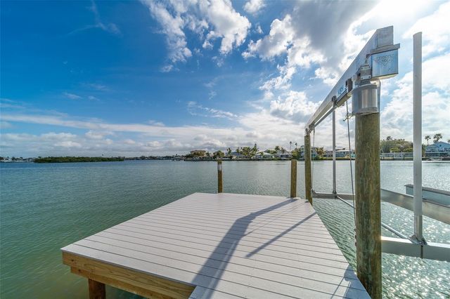 1217 BAY SHORE BOULEVARD, Indian Rocks Beach, FL 33785