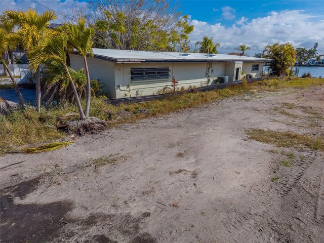 1217 BAY SHORE BOULEVARD, Indian Rocks Beach, FL 33785