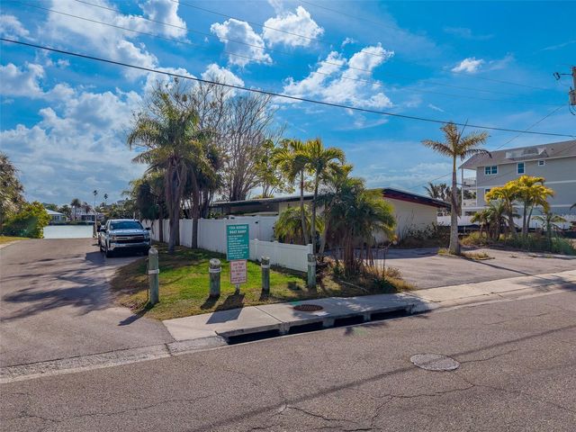 1217 BAY SHORE BOULEVARD, Indian Rocks Beach, FL 33785