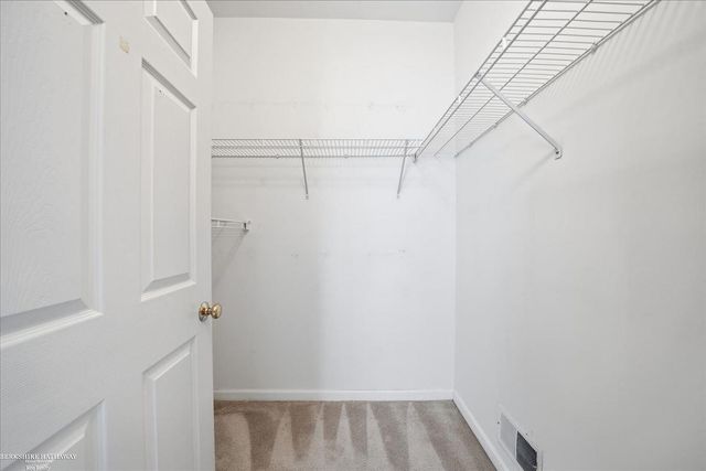 13300 Wyndemere Circle, Sterling Heights, MI 48313