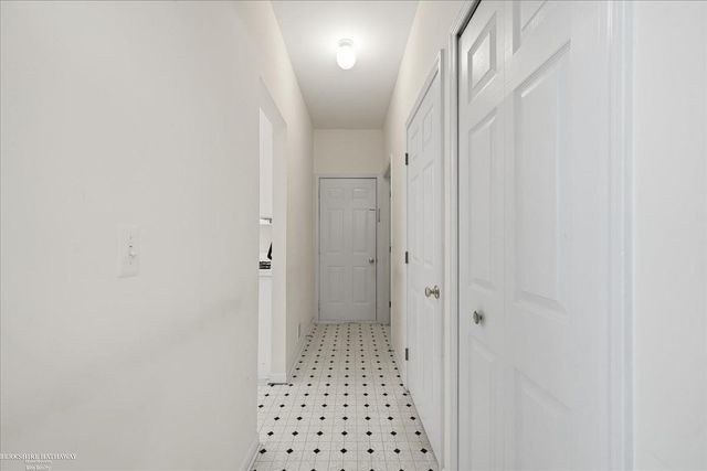 13300 Wyndemere Circle, Sterling Heights, MI 48313