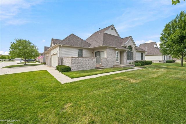 13300 Wyndemere Circle, Sterling Heights, MI 48313