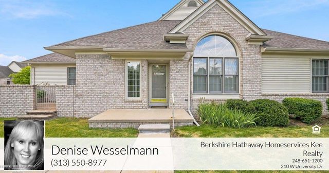 13300 Wyndemere Circle, Sterling Heights, MI 48313