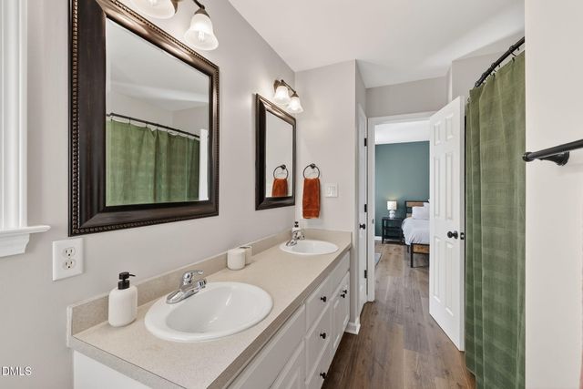 76 Fernway Circle, Fuquay Varina, NC 27526