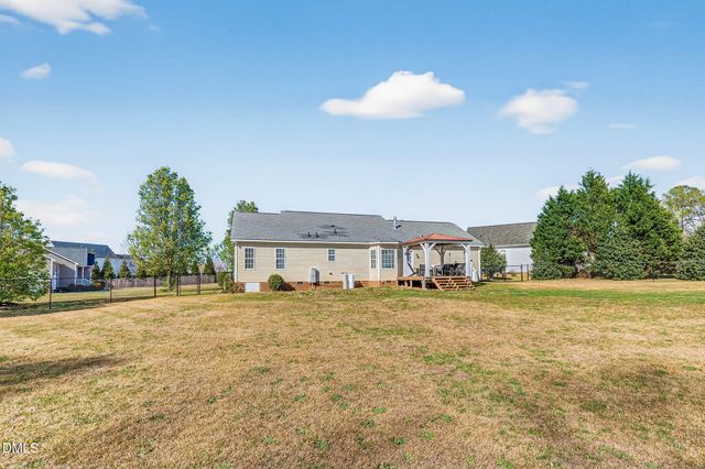 76 Fernway Circle, Fuquay Varina, NC 27526