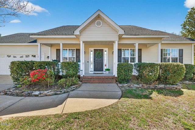 76 Fernway Circle, Fuquay Varina, NC 27526