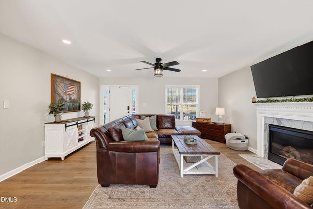 76 Fernway Circle, Fuquay Varina, NC 27526