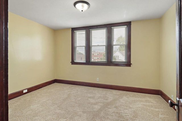 2513 Roosevelt ROAD, Kenosha, WI 53143
