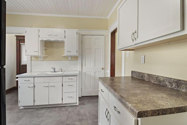 2513 Roosevelt ROAD, Kenosha, WI 53143