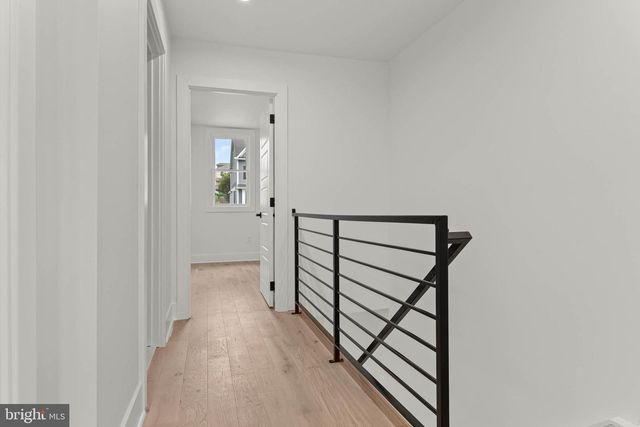 337 E 9TH AVE, Conshohocken, PA 19428