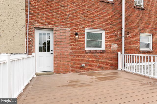 337 E 9TH AVE, Conshohocken, PA 19428