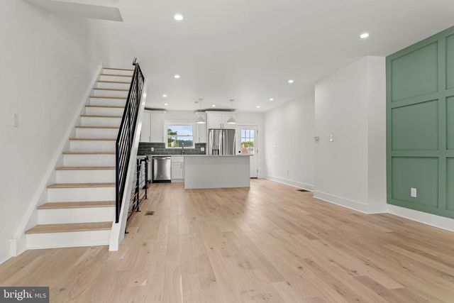 337 E 9TH AVE, Conshohocken, PA 19428