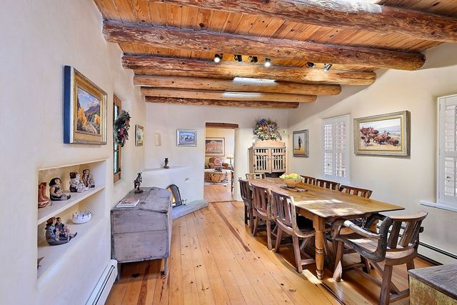 191 Tesuque Village Rd A, Santa Fe, NM 87506