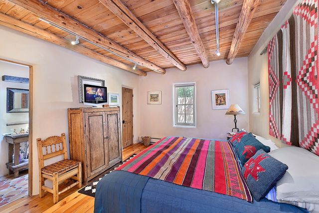 191 Tesuque Village Rd A, Santa Fe, NM 87506