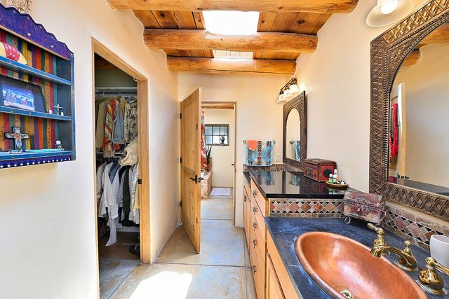 191 Tesuque Village Rd A, Santa Fe, NM 87506