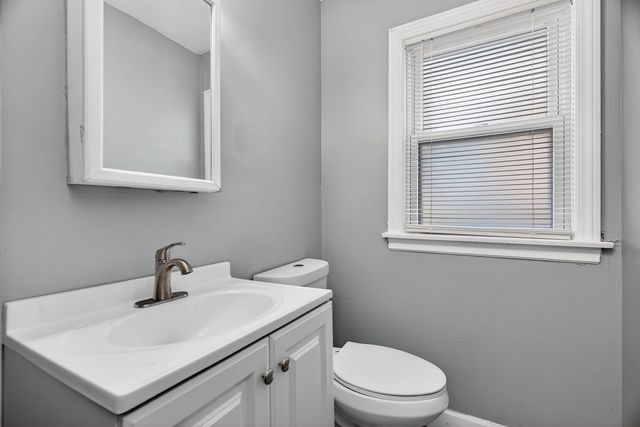 5317 S Justine Street, Chicago, IL 60609