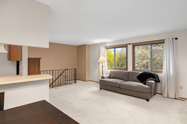 7486 Vinewood Court, Maple Grove, MN 55311