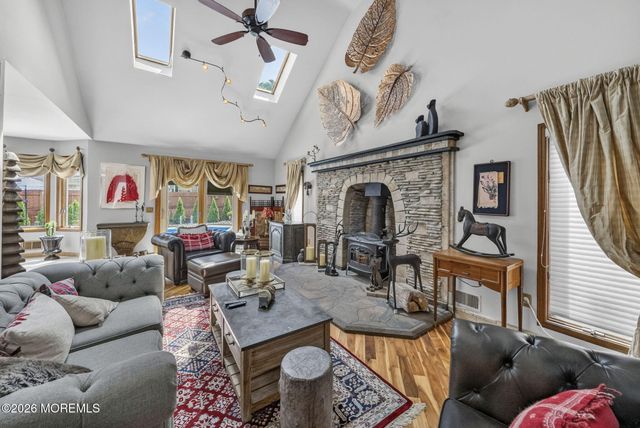 31 N Cherokee Lane, Brick, NJ 08724