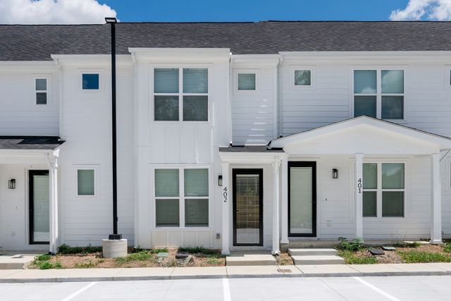 402 Curtis Hilton Way, Lebanon, TN 37087