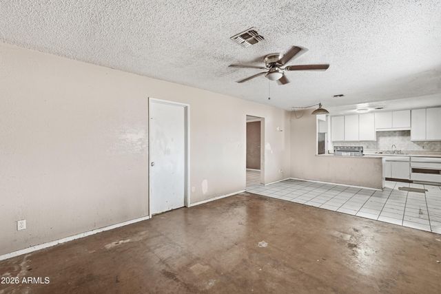 9253 N 18TH Drive, Phoenix, AZ 85021