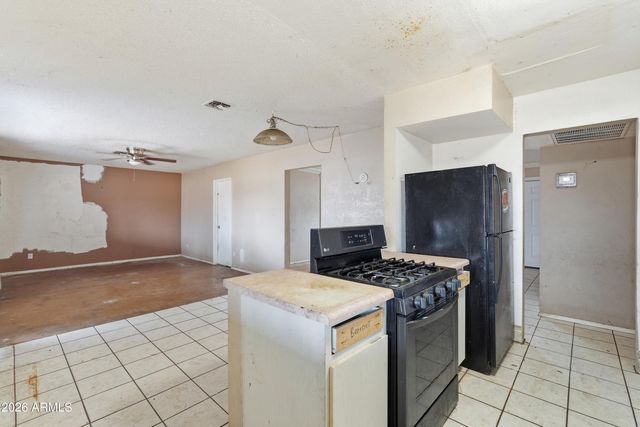 9253 N 18TH Drive, Phoenix, AZ 85021