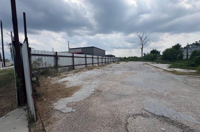 1904 Little York Road, Houston, TX 77093
