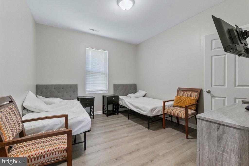 Image 17 of property listing at 3211 BATAVIA AVE, Baltimore, MD 21214
