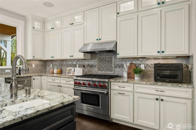 9919 NE 162nd Street, Bothell, WA 98011