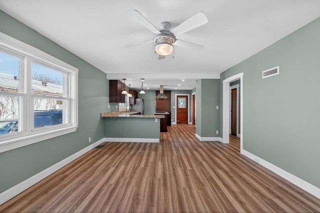 1207 Grant STREET, Lake Geneva, WI 53147