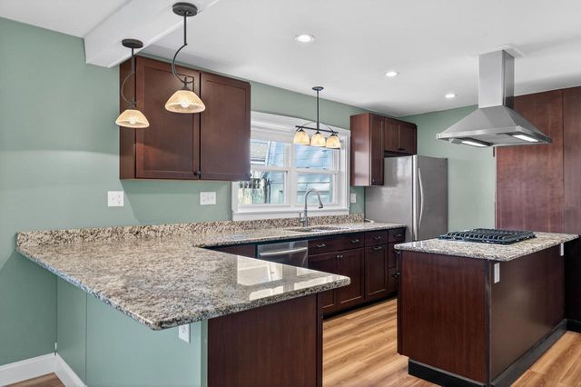 1207 Grant STREET, Lake Geneva, WI 53147