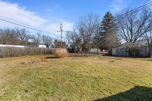 1207 Grant STREET, Lake Geneva, WI 53147