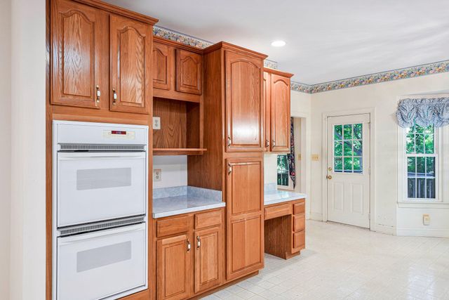 2927 BEAU LN, Fairfax, VA 22031