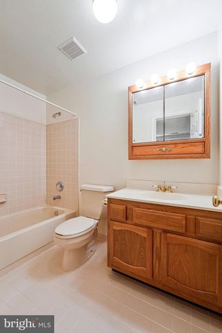 2927 BEAU LN, Fairfax, VA 22031