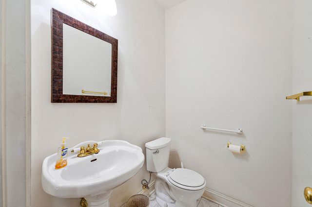 2927 BEAU LN, Fairfax, VA 22031