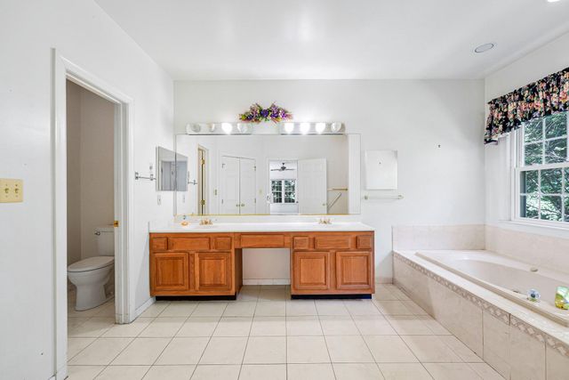 2927 BEAU LN, Fairfax, VA 22031