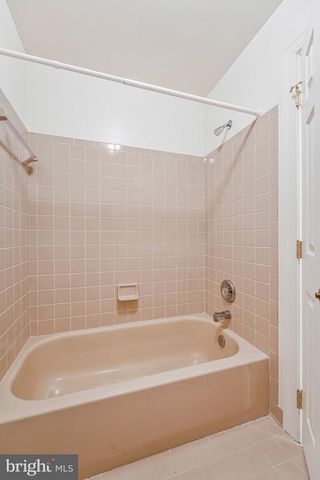 2927 BEAU LN, Fairfax, VA 22031