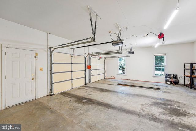 2927 BEAU LN, Fairfax, VA 22031