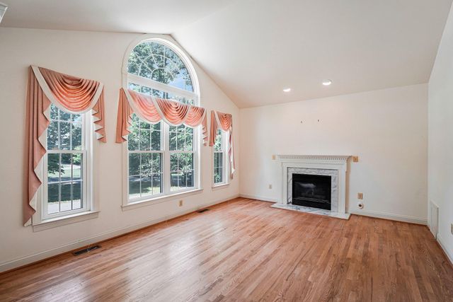 2927 BEAU LN, Fairfax, VA 22031