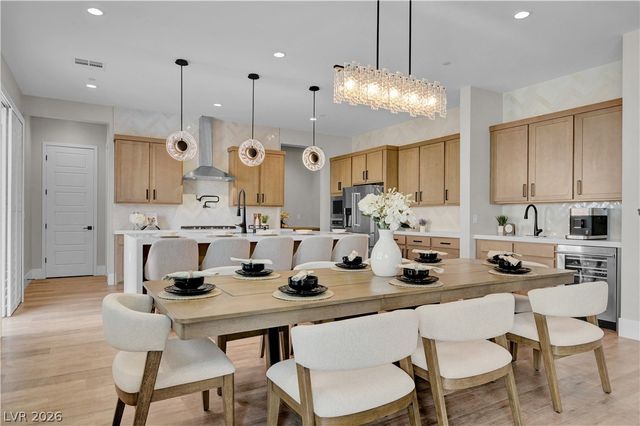 10226 Bismarck Palms Avenue, Las Vegas, NV 89166