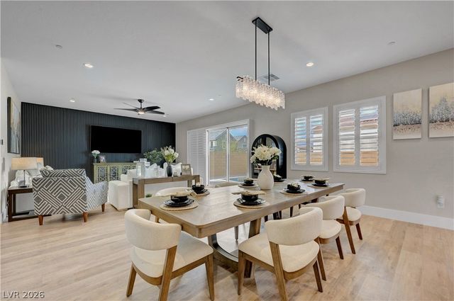 10226 Bismarck Palms Avenue, Las Vegas, NV 89166