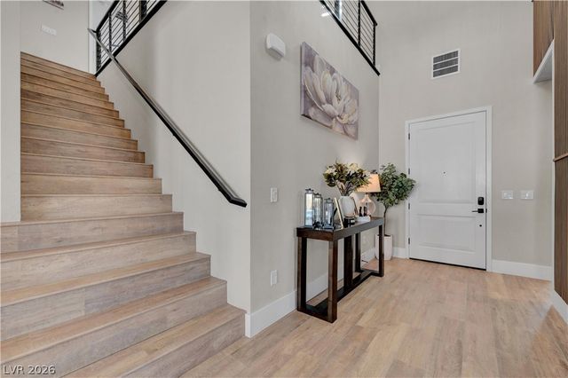 10226 Bismarck Palms Avenue, Las Vegas, NV 89166