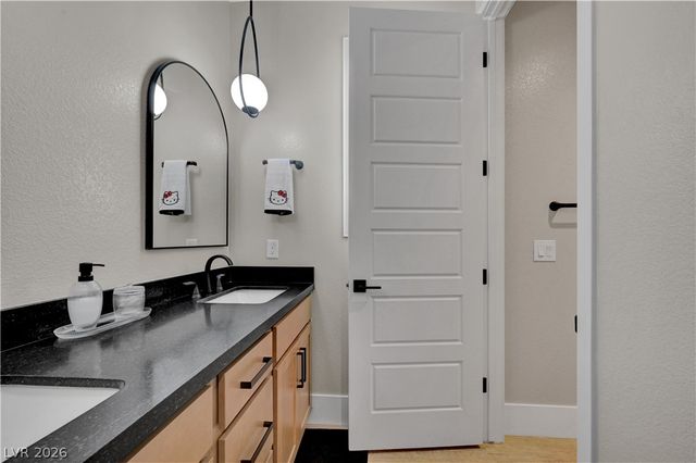 10226 Bismarck Palms Avenue, Las Vegas, NV 89166