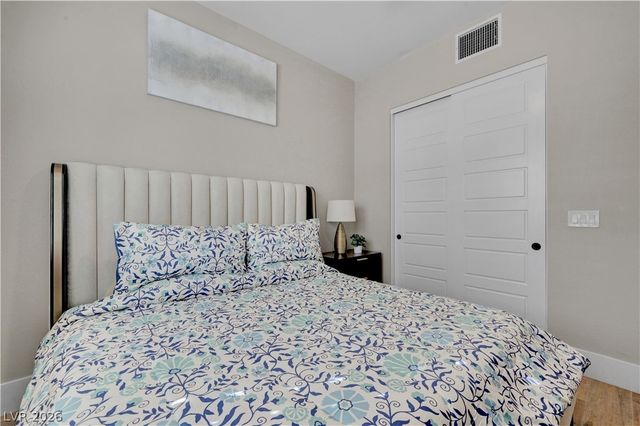 10226 Bismarck Palms Avenue, Las Vegas, NV 89166