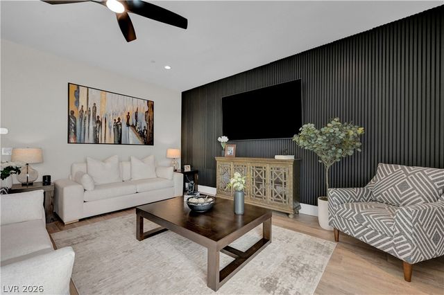 10226 Bismarck Palms Avenue, Las Vegas, NV 89166