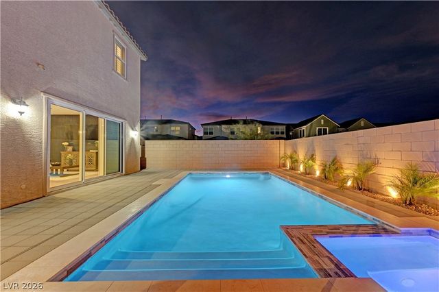 10226 Bismarck Palms Avenue, Las Vegas, NV 89166