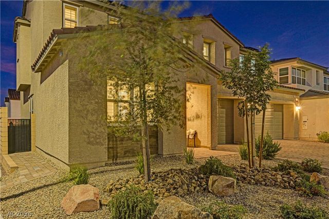 10226 Bismarck Palms Avenue, Las Vegas, NV 89166