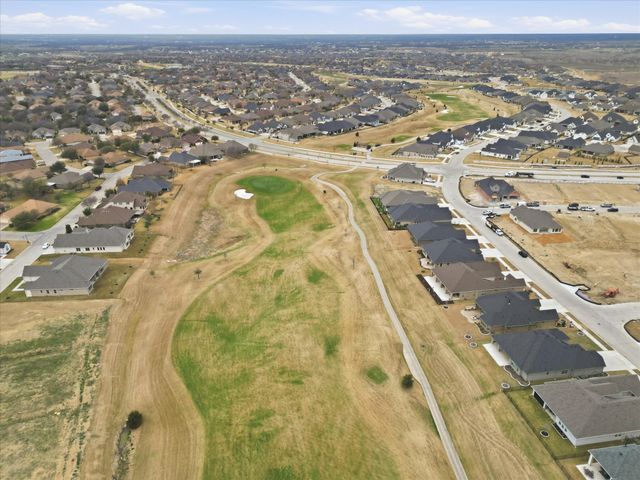 10601 Drinkwater Drive, Denton, TX 76207